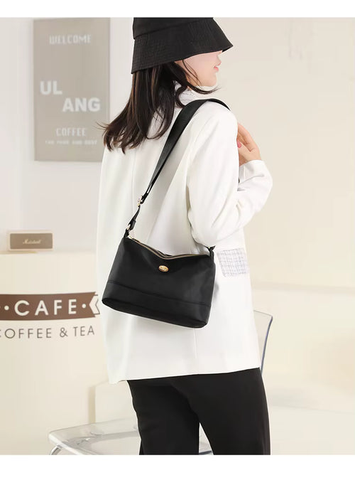 6-019 ✨ MetroLuxe Crossbody ✨