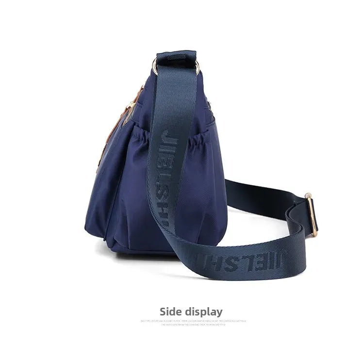 B9977 ✨ NoirChic Essential Crossbody ✨