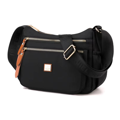 B9977 ✨ NoirChic Essential Crossbody ✨